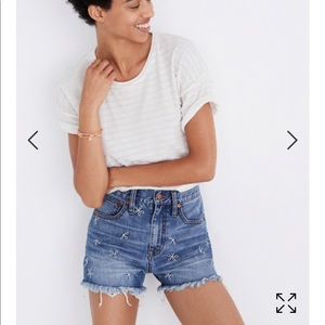 perfect jean shorts in daisy embroidered